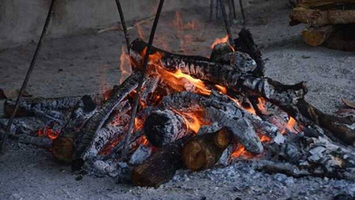 nine year old child allegedly raped and burned at Delhi nine year old child allegedly raped and burned at Delhi