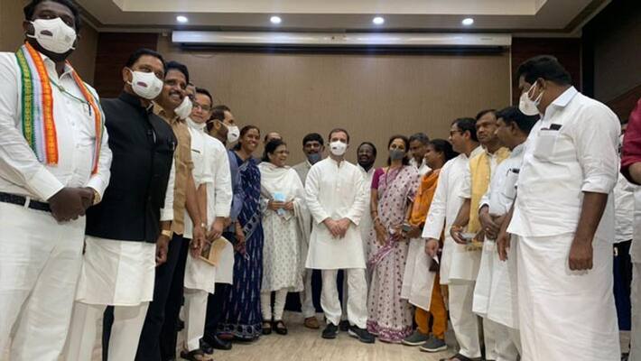 Pegasus row: 15 opposition parties attend Rahul Gandhi breakfast meet, AAP skips bpsb Pegasus row: 15 opposition parties attend Rahul Gandhi breakfast meet, AAP skips bpsb