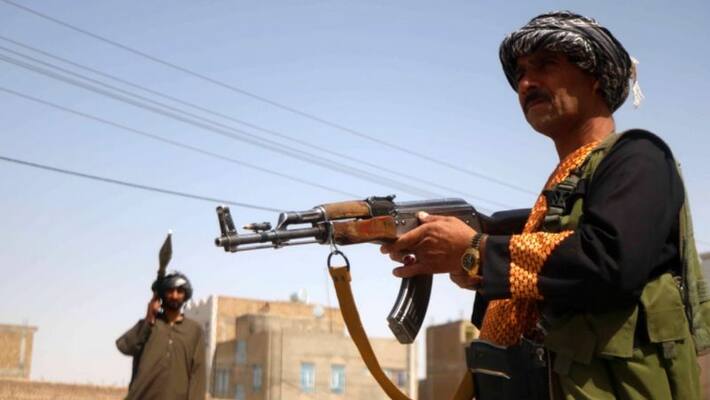 Taliban seizes more towns in Afghanistan Taliban seizes more towns in Afghanistan