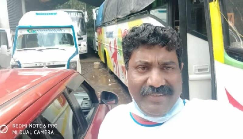 tourist bus owner turned street seller due to pandemic crisis