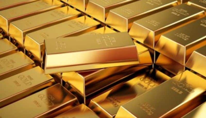 Vijaya Baskar brother raid 1 kg gold