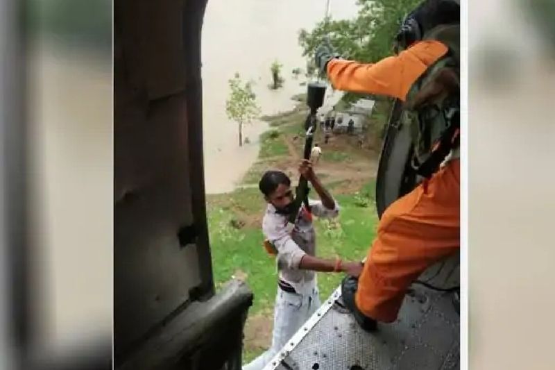 Madhya Pradesh, heavy rains in Shivpuri, Sheopur and Gwalior floods villages and railway tracks
