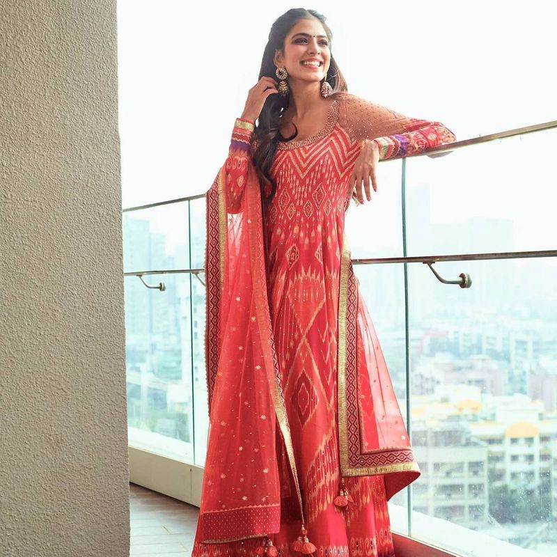 malavika mohan 28th birthday special photo gallery