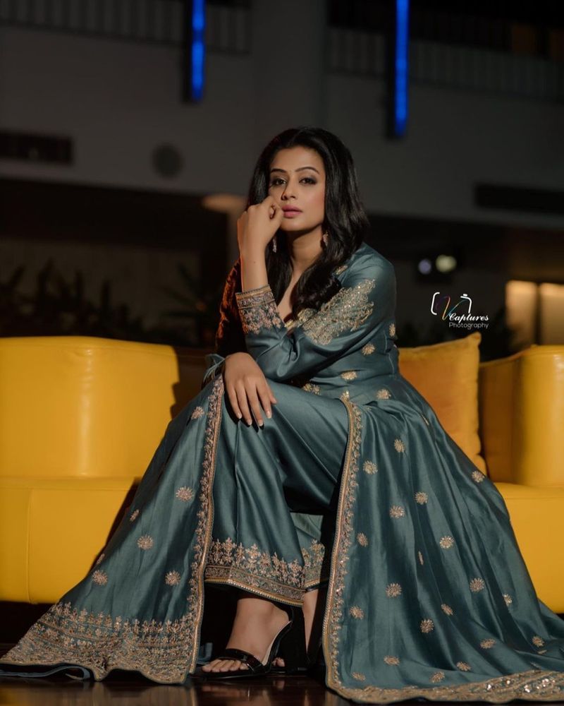 dhee fame priya mani says she will kill with success and bury with smile