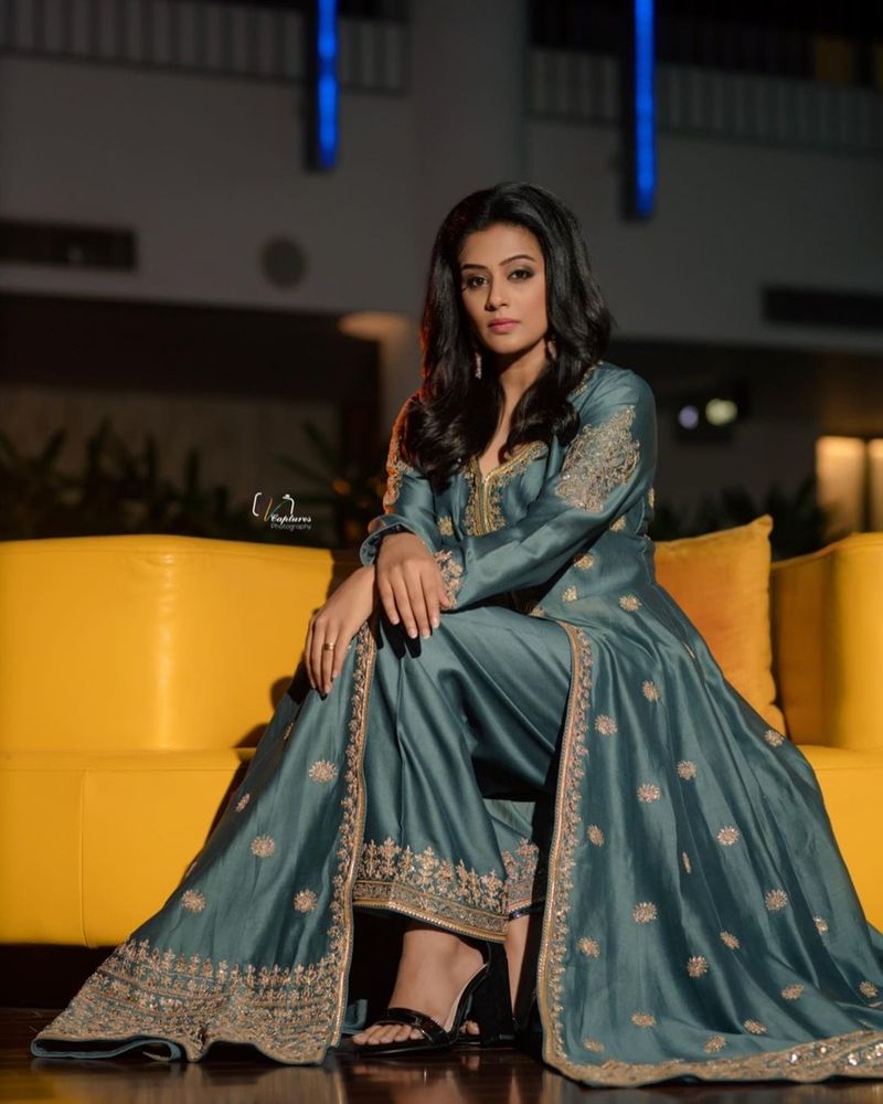 dhee fame priya mani says she will kill with success and bury with smile