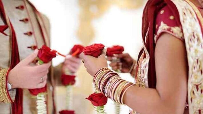 lovers married in arya samaj at peddapalli, conflicts from womans family lovers married in arya samaj at peddapalli, conflicts from womans family