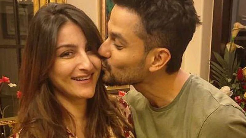 saif ali khan sister soha ali khan remember school days sharing throwback picture