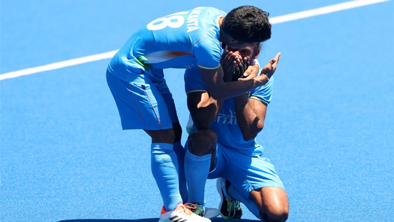 Indian Men Hockey Team created history by winning Bronze at Tokyo Olympics 2020, see their winning photos