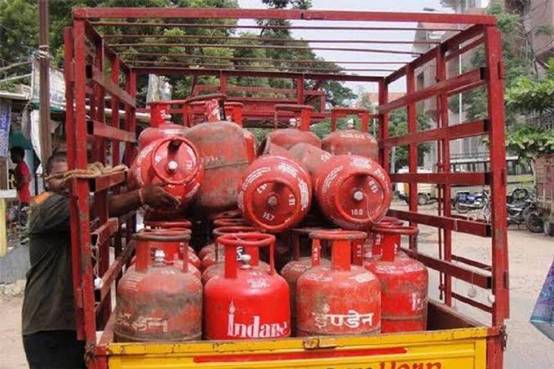 Indians rescue Operation in Afghan to LPG price top 10 News of August 19 ckm