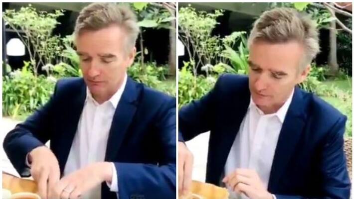 Masala Dosa Tastes Better With Hands British HC Alex Ellis Masala Dosa Tastes Better With Hands British HC Alex Ellis