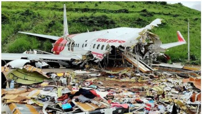 Jyotiraditya Scindia says karipur plane crash report will publish soon Jyotiraditya Scindia says karipur plane crash report will publish soon