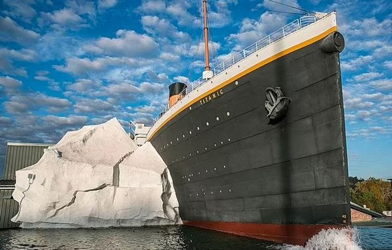 Three visitors injured after iceberg wall collapses at Titanic Museum in Tennessee
