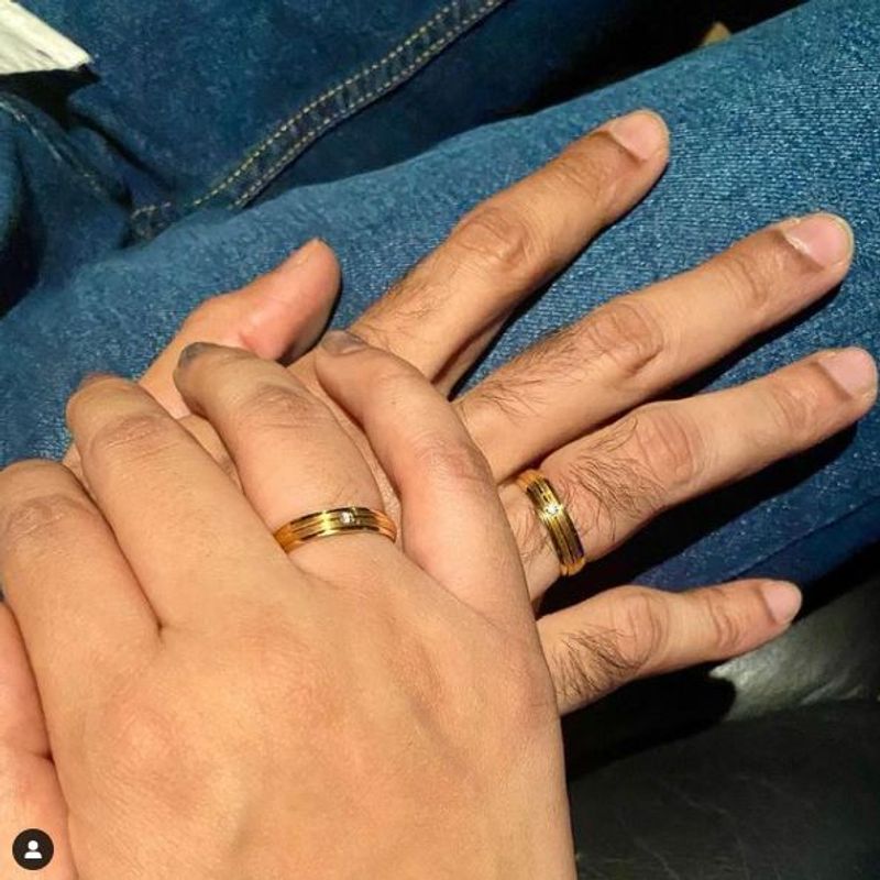 sembaruthi shabana and vijay tv arya get engaged