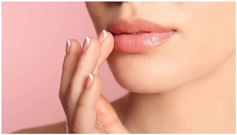 how to lighten dark corners of lips