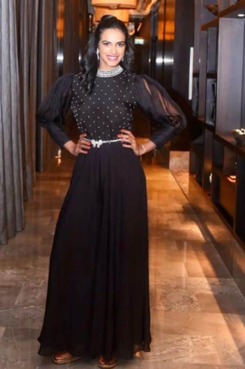 PV Sindhu Knows How To Win Hearts Not Just With Her Game But With Her Style Too dpl