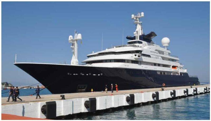 superyacht octopus sells for more than 2000 crore