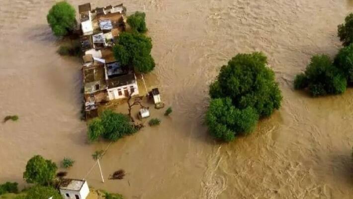 water flow flooded into penna river in anantpur districts water flow flooded into penna river in anantpur districts