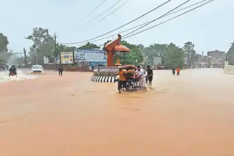 Madhya Pradesh rescue operation photos of heavy rains and flood