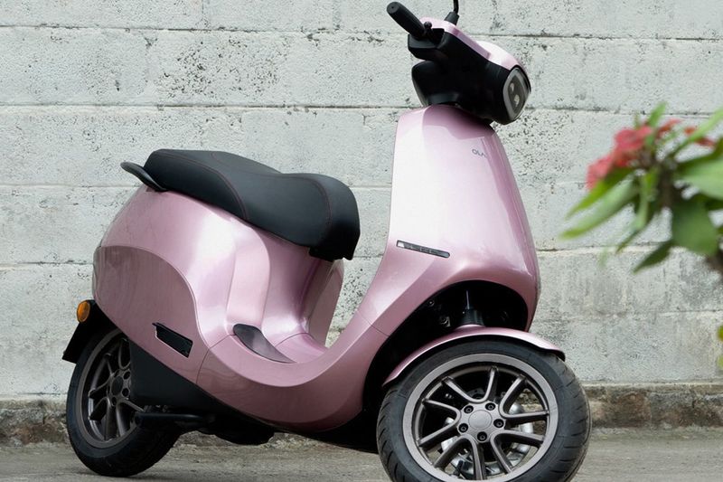 OLA Electric scooter offering test drive on delivery, know why automobile company took this step