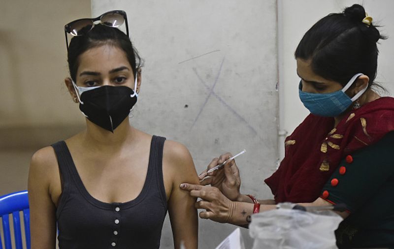 Coronavirus India reports 40,120 new COVID-19 cases, highest recovery rate at 97.46%-dnm