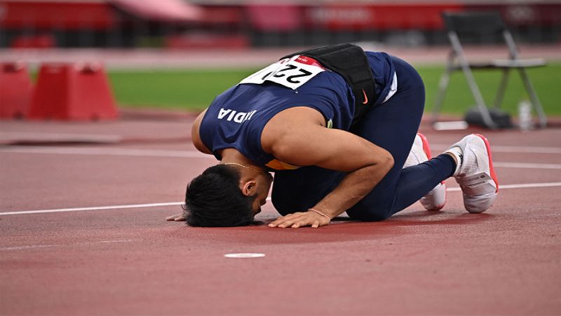 Tokyo Olympics 2020, winning photos of Gold Medalist Neeraj Chopra