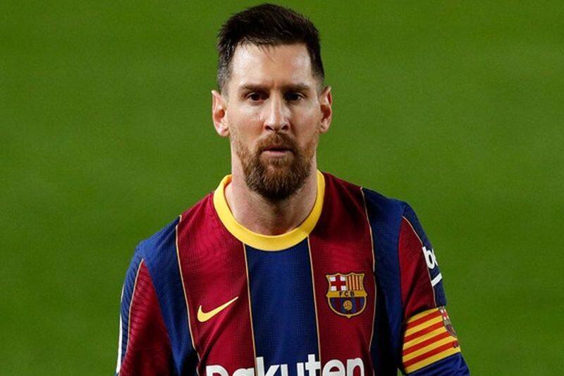 where is Lionel Messi amid PSG rumors hits at peak