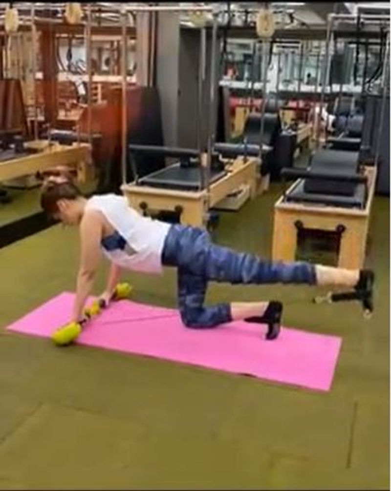 if you want to keep brown rice in your diet then follow kriti sanon diet bjc