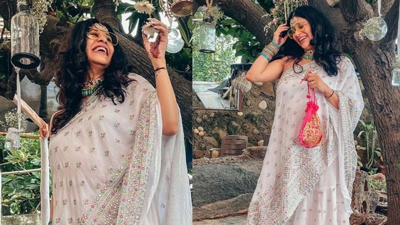 pregnant kishwer merchant got romantic with husband Suyyash Rai at friends wedding