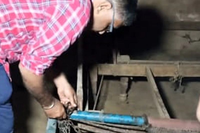 haryana news, family in ambala tied their mentally challenged son with chain for 10 years