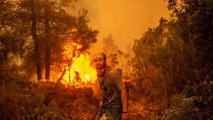 Two Dead, 400 Homes Damaged In Chile Resort Town Fire Two Dead, 400 Homes Damaged In Chile Resort Town Fire