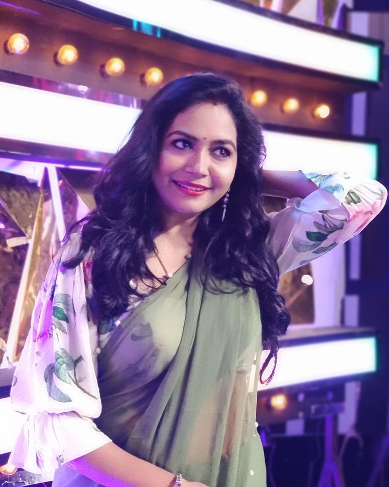 singer sunitha revealed shocking thing about her marriage and insults