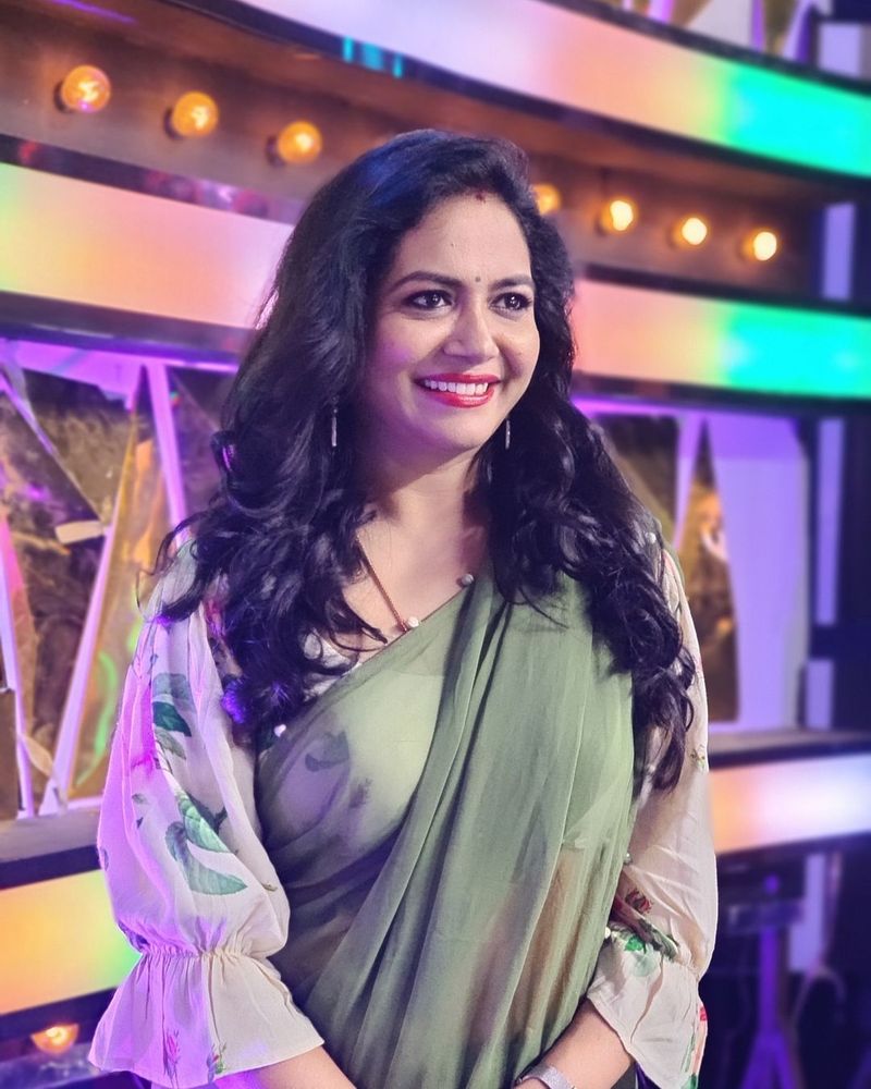 singer sunitha revealed shocking thing about her marriage and insults