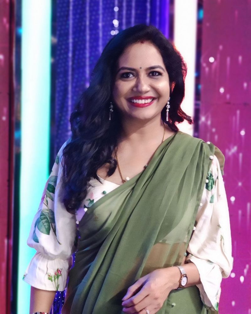 singer sunitha revealed shocking thing about her marriage and insults