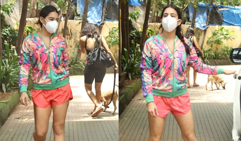 Celebs Spotted, Kiara Advani gets gift from fans, Sara Ali Khan seen in shorts