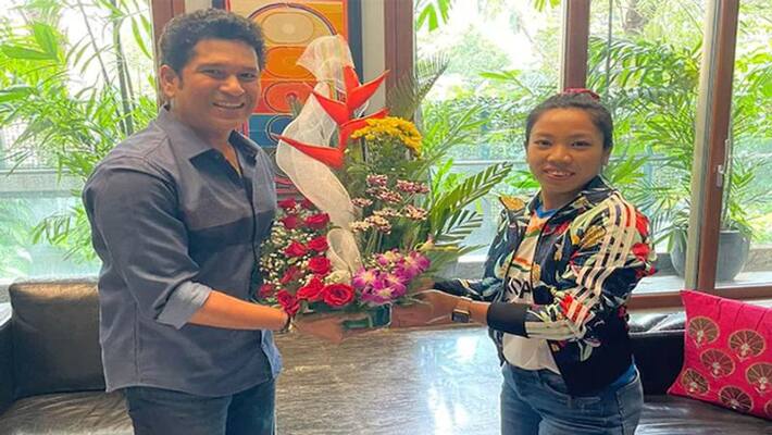 Tokyo Olympics medalist Mirabai chanu meets god of cricket Sachin Tendulkar Tokyo Olympics medalist Mirabai chanu meets god of cricket Sachin Tendulkar