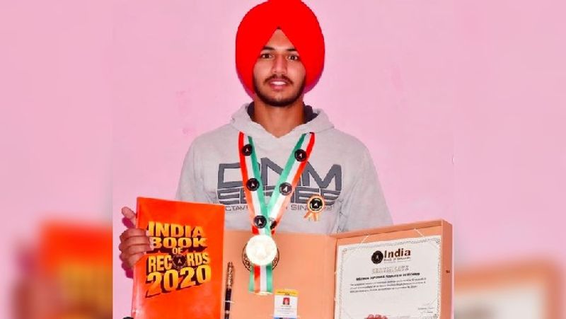 A Punjabi teenager sets 2 world records in fitness, but never never went to gym ALB