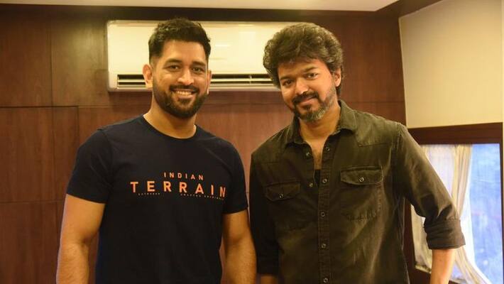 CSK captain ms dhoni meets tamil superstar actor vijay in chennai ahead of IPL 2021 spb CSK captain ms dhoni meets tamil superstar actor vijay in chennai ahead of IPL 2021 spb