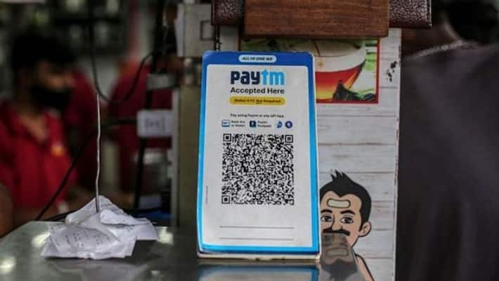 Paytm festival offer says will give one lakh rupee as reward for 10 each till November 14 Paytm festival offer says will give one lakh rupee as reward for 10 each till November 14