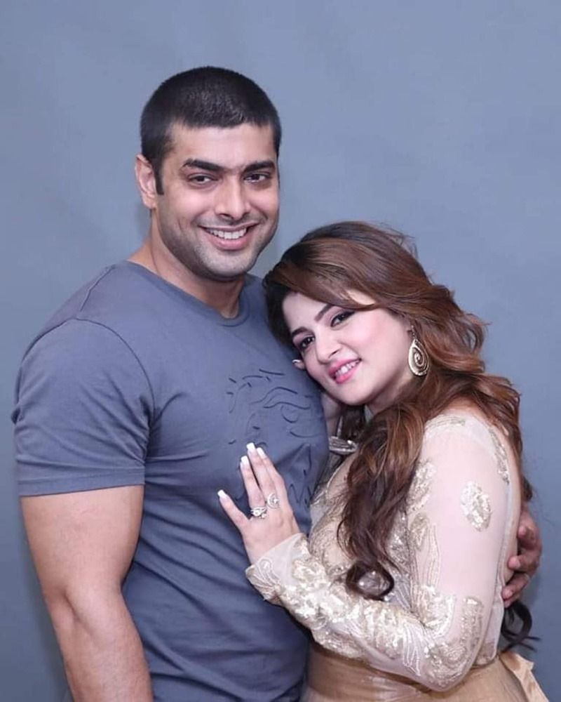 happy birthday Srabanti Chatterjee before birthday roshan singh getting expensive gifts BRD