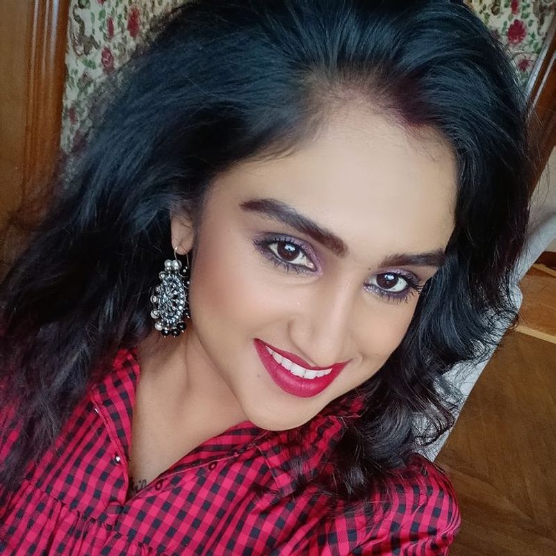 biggboss vanitha vijayakumar latest hot photo gallery