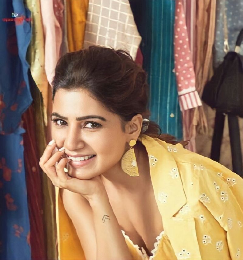 samantha shared single photo its viral with mind blow