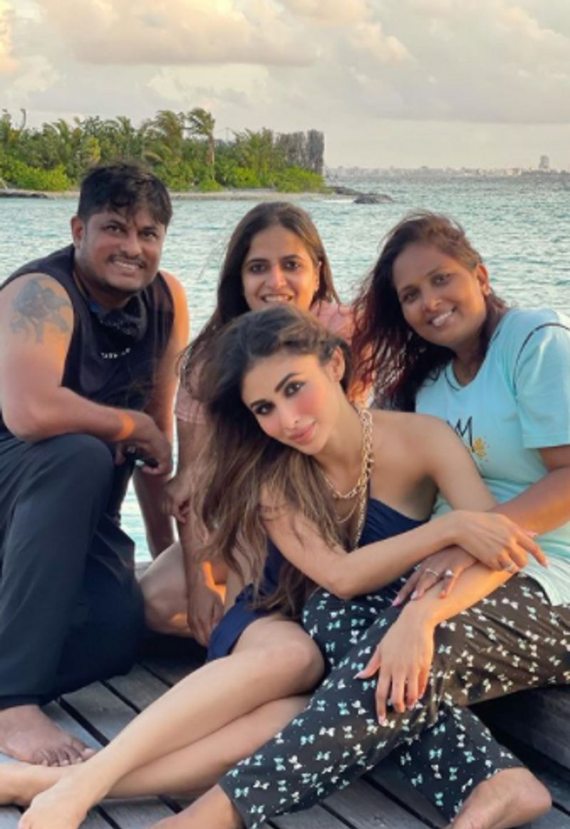 Artist Mouni Roy share her photo