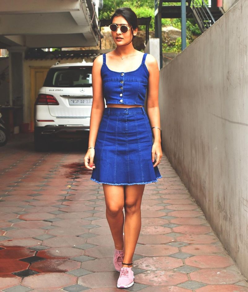 payal rajput mesmerize denim dress stylish look attracting