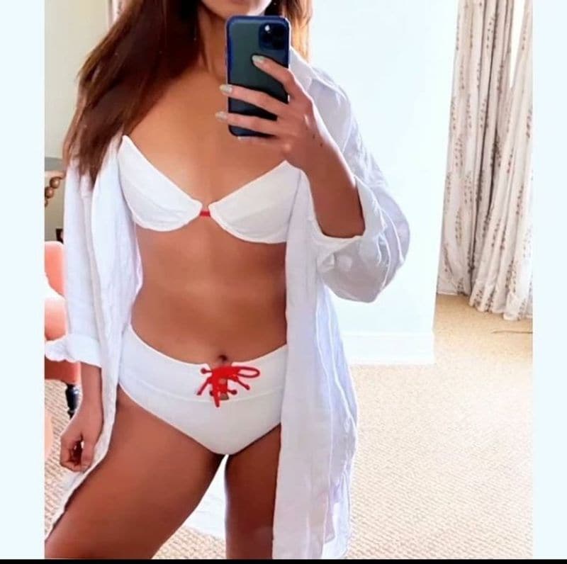 actress Ileana D Cruz latest stunning bikini hot photo