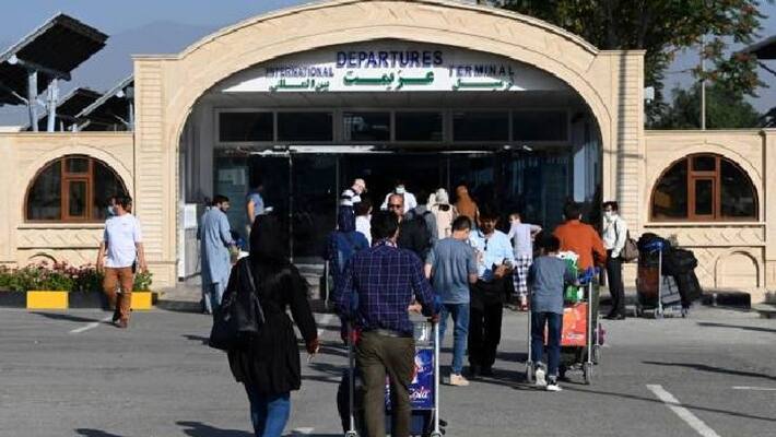 Kerala govt writes to MEA to bring back stranded Malayalees awaiting return from Kabul-dnm Kerala govt writes to MEA to bring back stranded Malayalees awaiting return from Kabul-dnm
