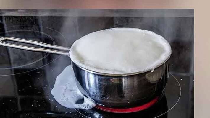 Dowry case...Husband pouring boiling milk on wife Dowry case...Husband pouring boiling milk on wife