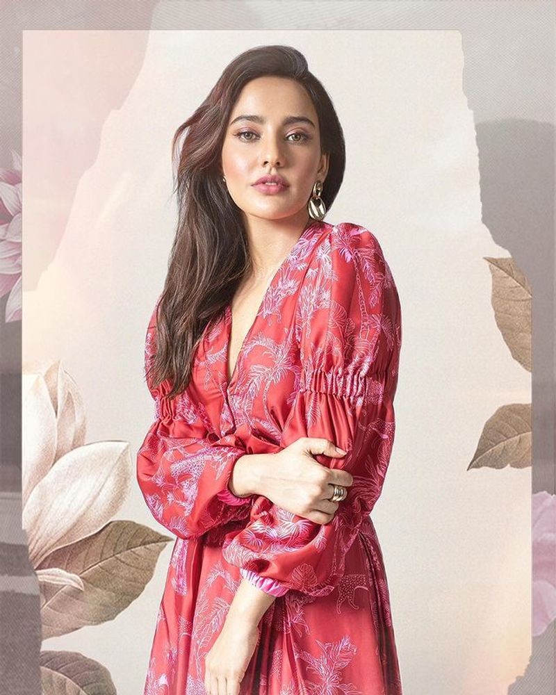 Chirutha Heroine Neha sharma stunning photoshoot