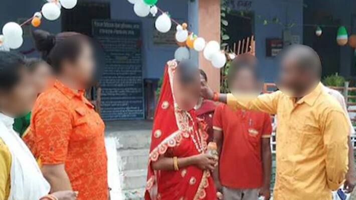 Bihar Man Marries Pregnant Girlfriend in Police Station After Cops Come to Her Rescue Bihar Man Marries Pregnant Girlfriend in Police Station After Cops Come to Her Rescue