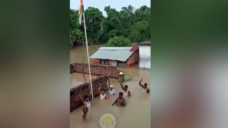 75 independence day pride of the country bihar flood flag hoisting by People