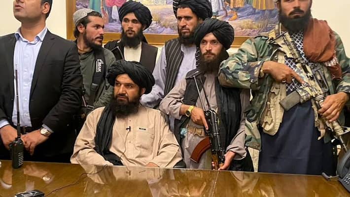 Taliban celebrates Afghanistan Independence Day amid rising conflict-dnm Taliban celebrates Afghanistan Independence Day amid rising conflict-dnm